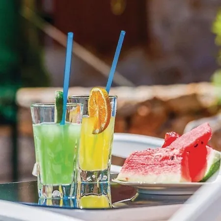 Σπίτι διακοπών Geraeumige, Topmoderne Ferienvilla Mit Eigenem Pool